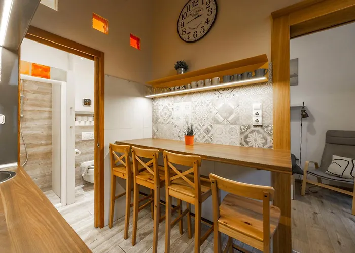 Deluxe N' Cozy Center 2bedrm Daire Budapeşte